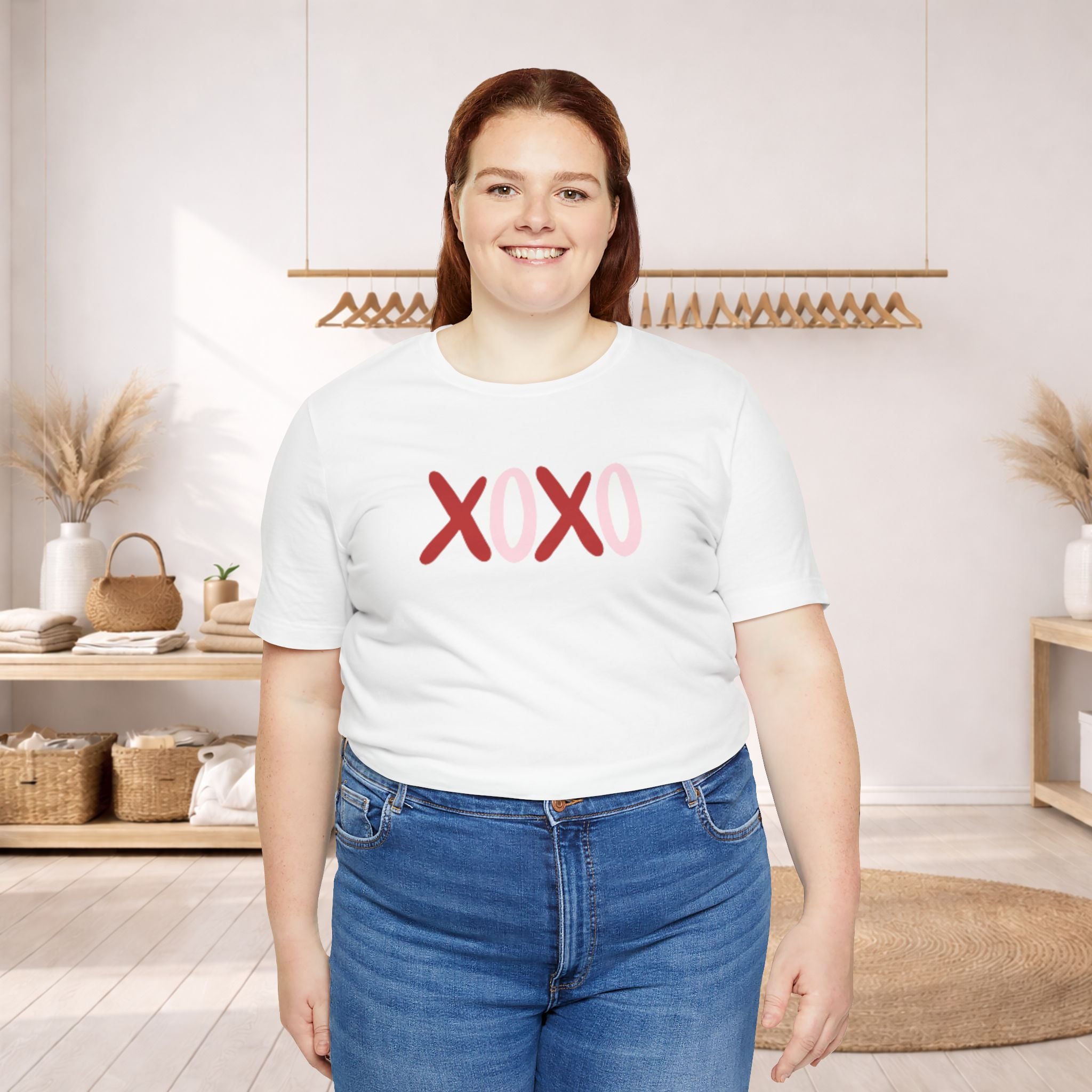 Valentine 'XOXO' Graphic Tee